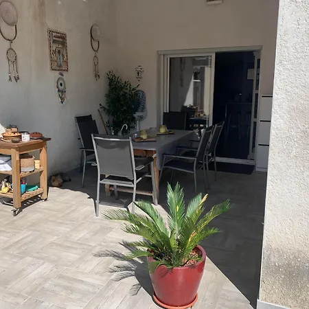 Amairadou Maison De *