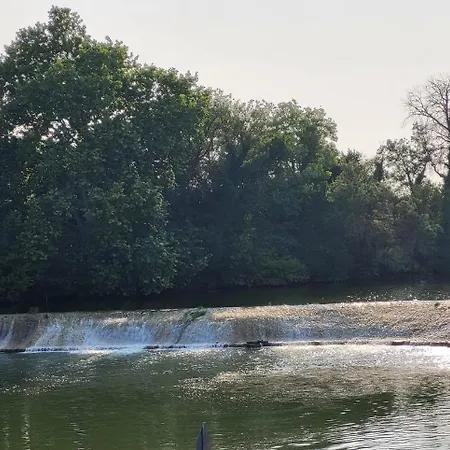 Amairadou Maison De *