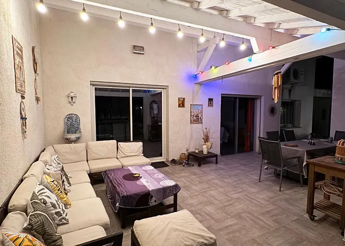 Amairadou Maison De Nyaraló *